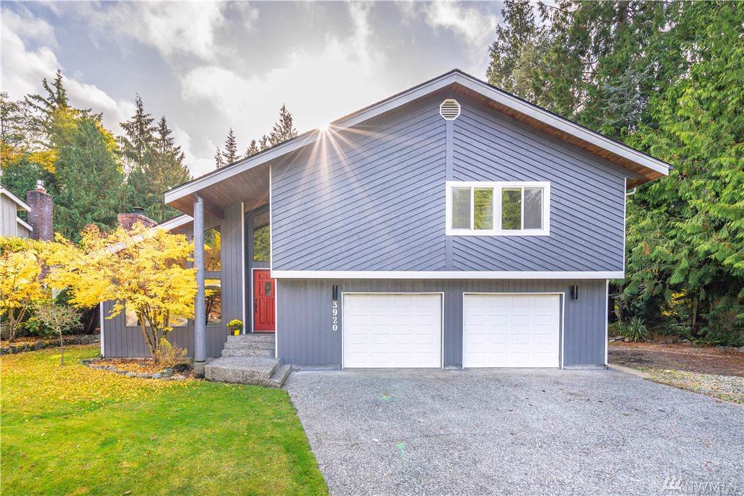 3920 Ridge Wy - Photo 1