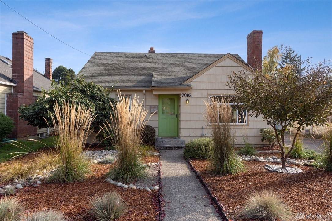7016 38th Ave - Photo 1