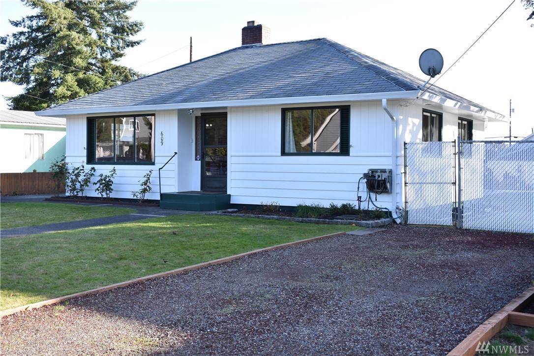 609 Anderson Street - Photo 1