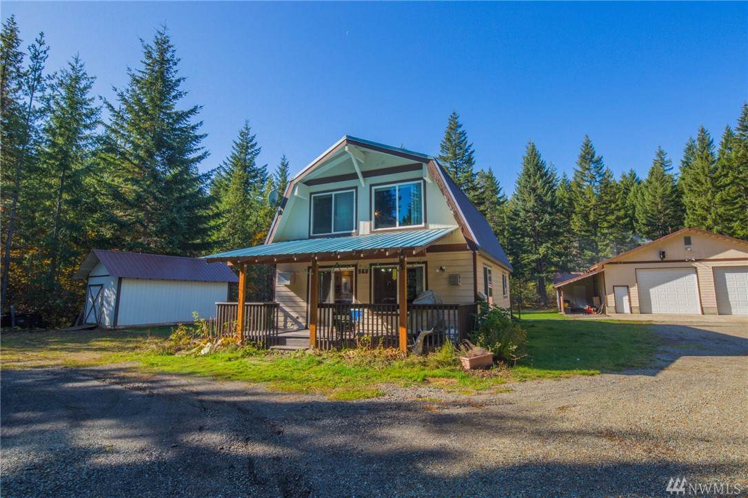 560 Silver Trail Lane - Photo 1