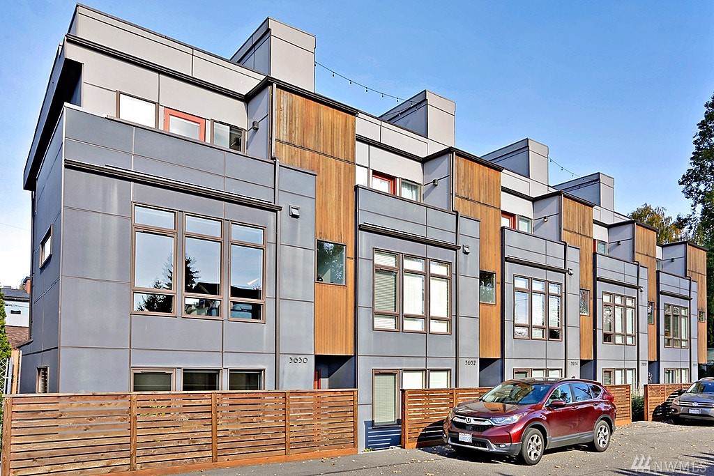 3630 73rd St - Photo 1