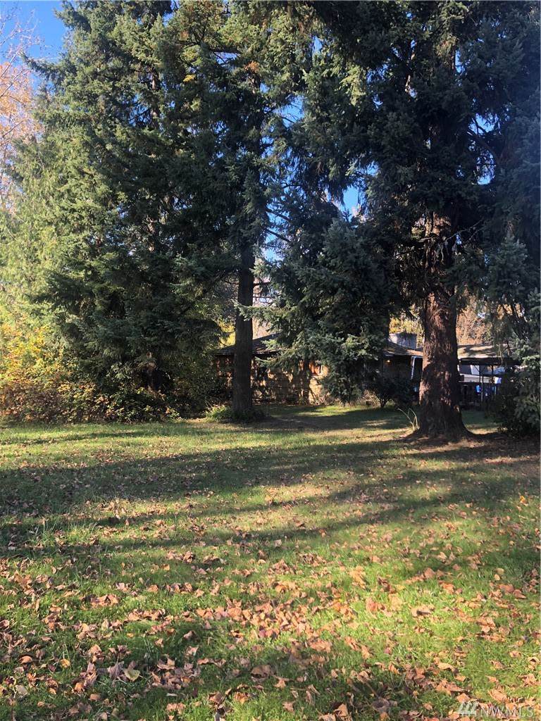 10218 F St - Photo 1