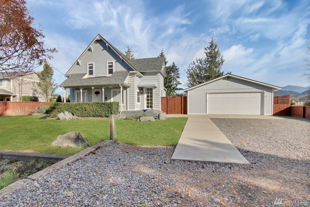 110 Spruce St - Photo 1