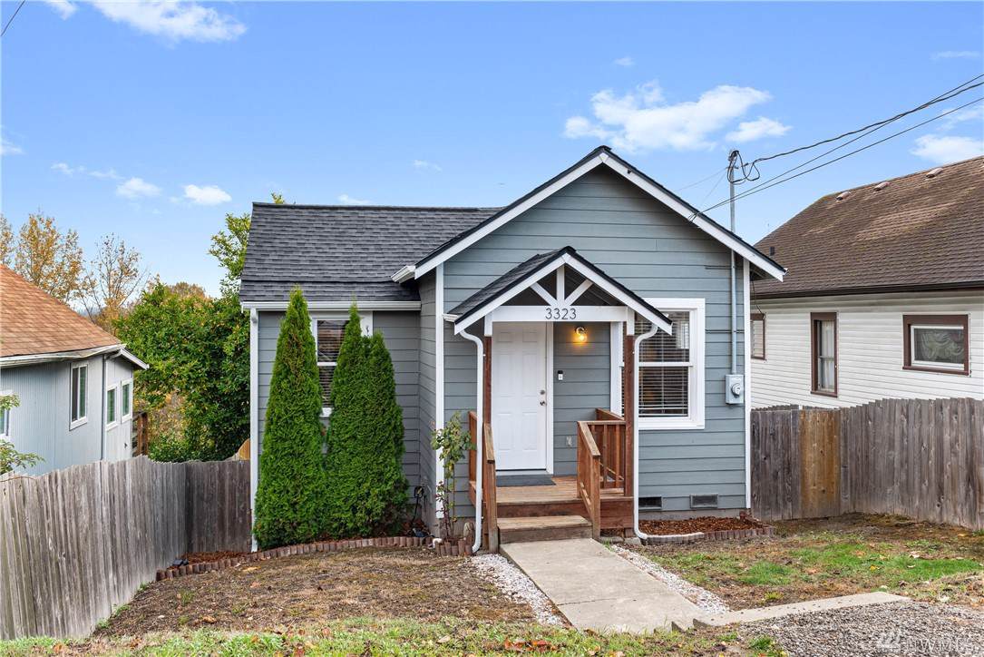 3323 Grandview Ave - Photo 1