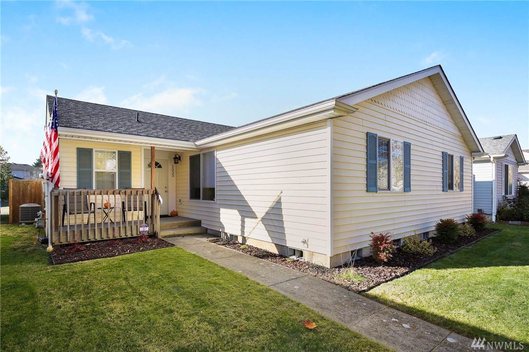 1525 Division St - Photo 1