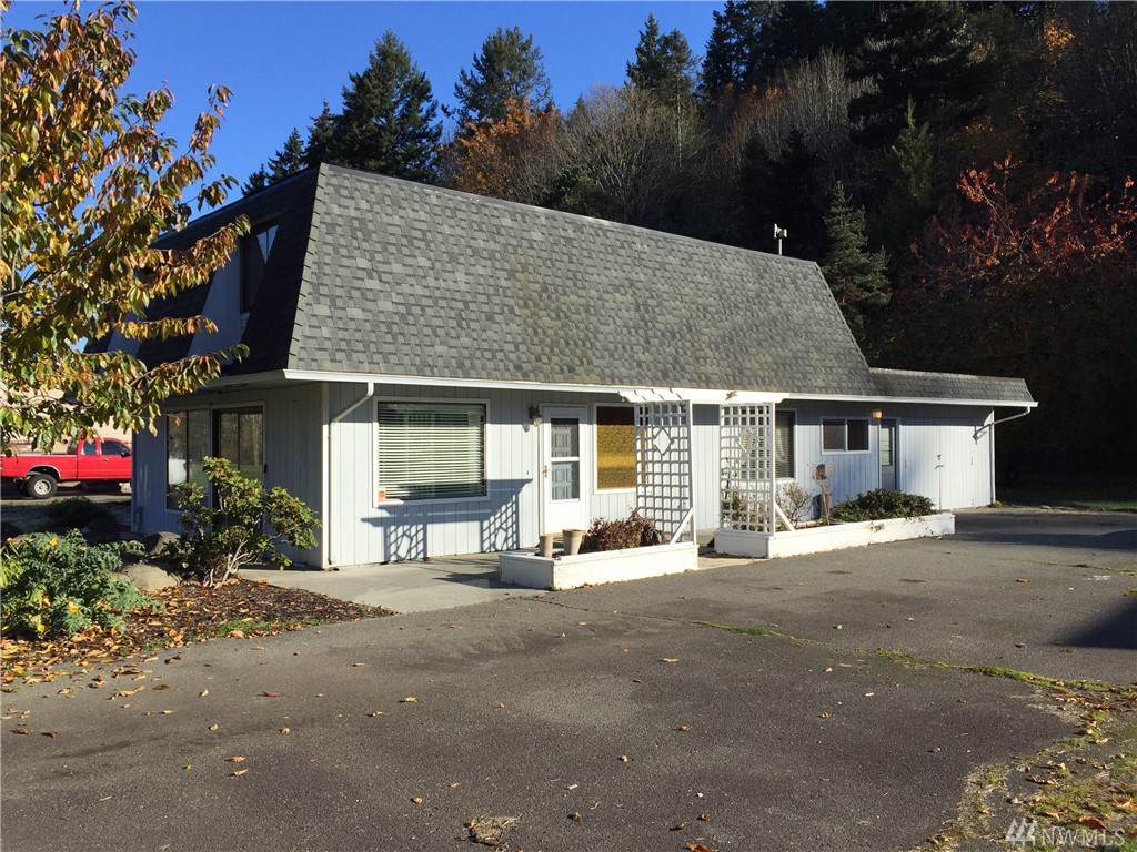 444 Strait View Dr - Photo 1