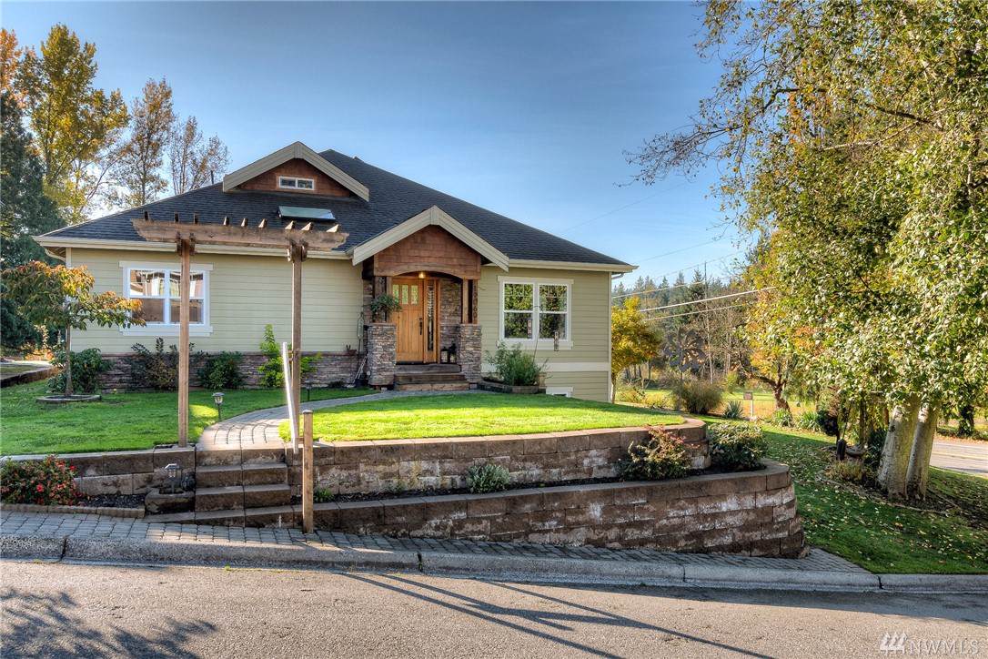 19060 35th Ave - Photo 1