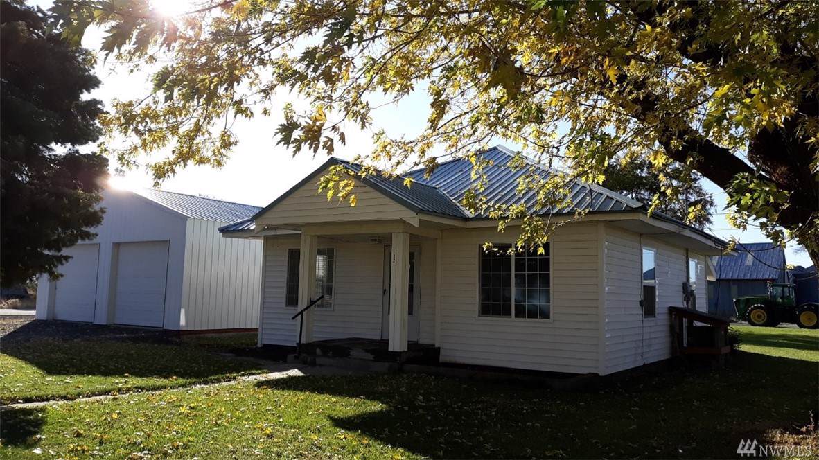 12 Walnut St - Photo 1