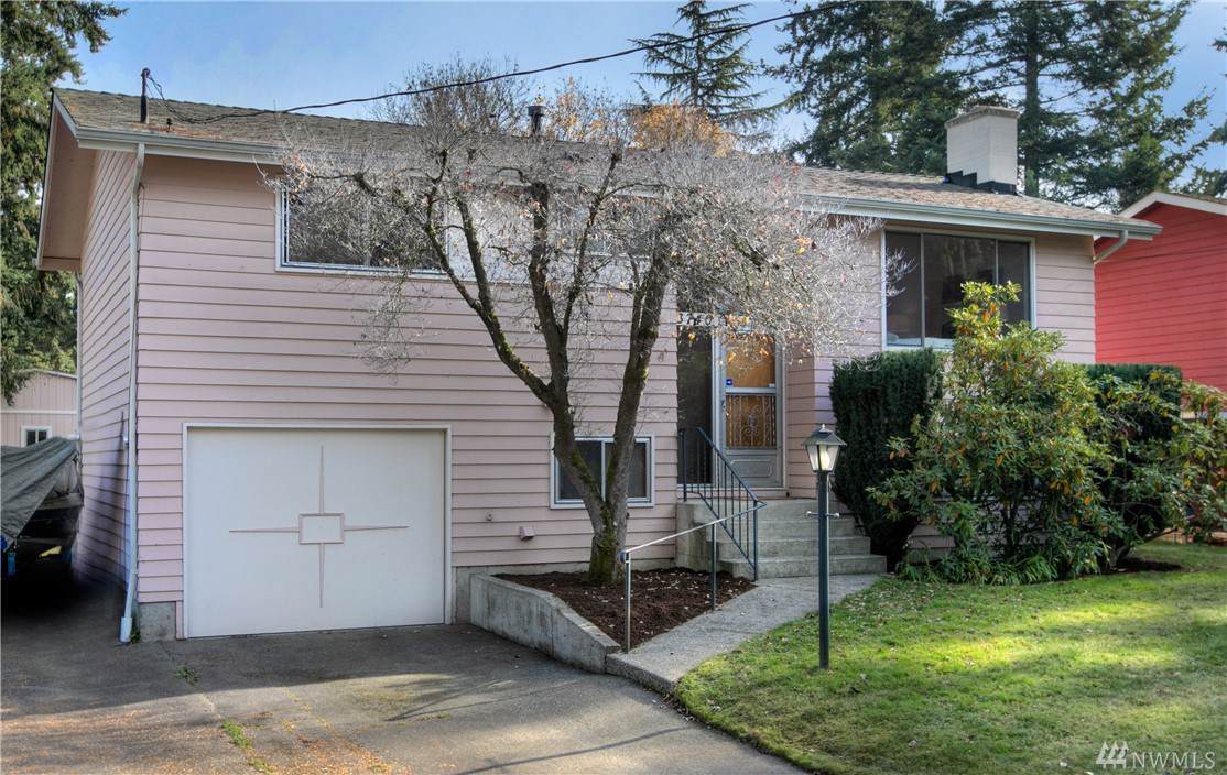 13740 Interlake Ave - Photo 1