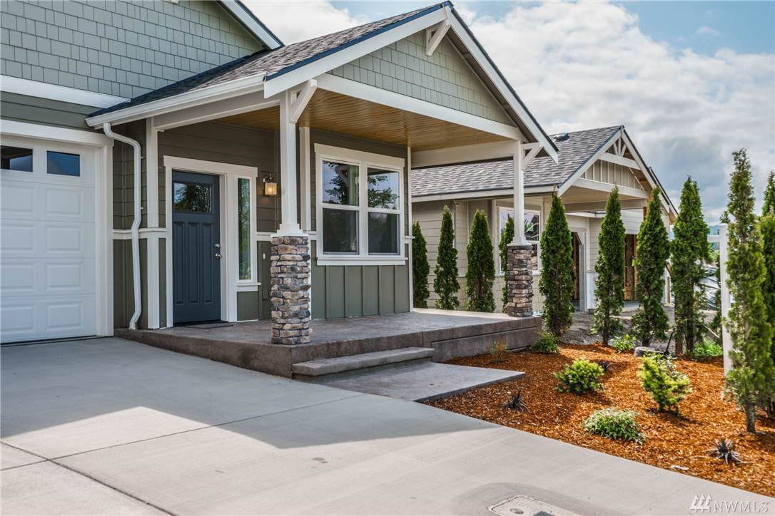 329 Woodrow Place - Photo 1