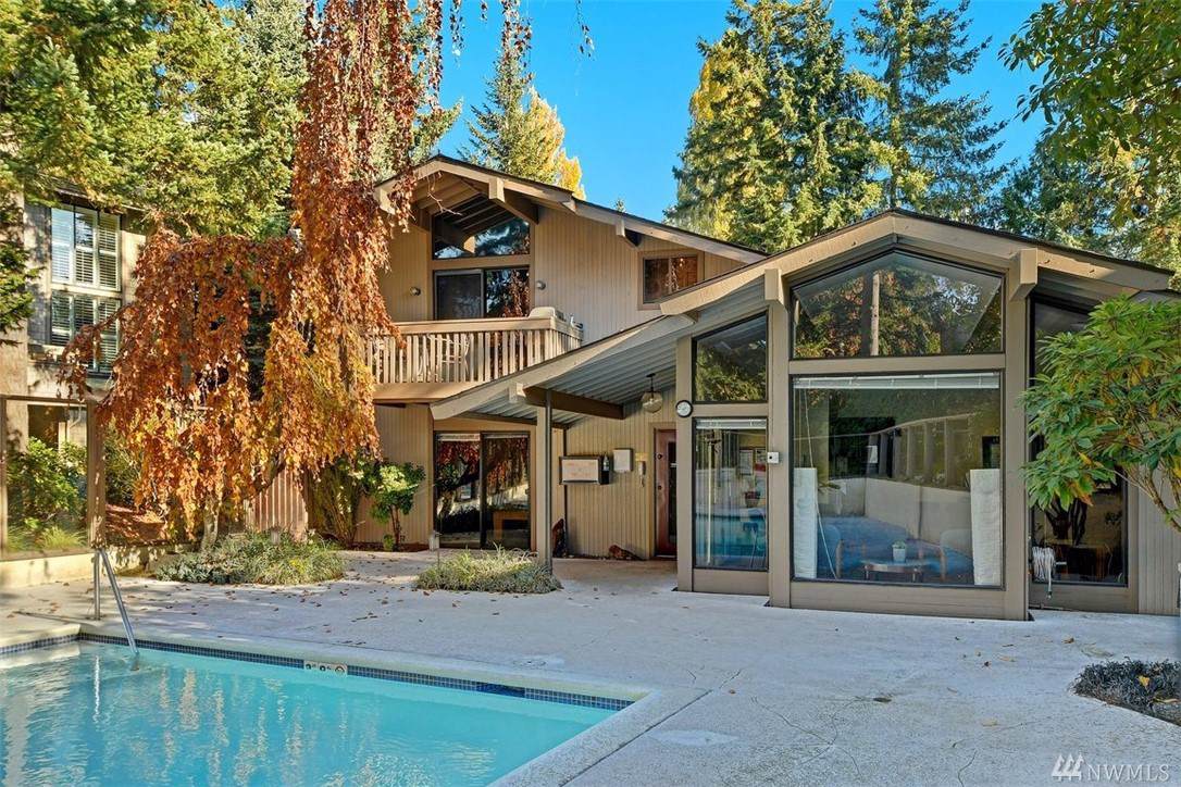 13730 15th Ave - Photo 1