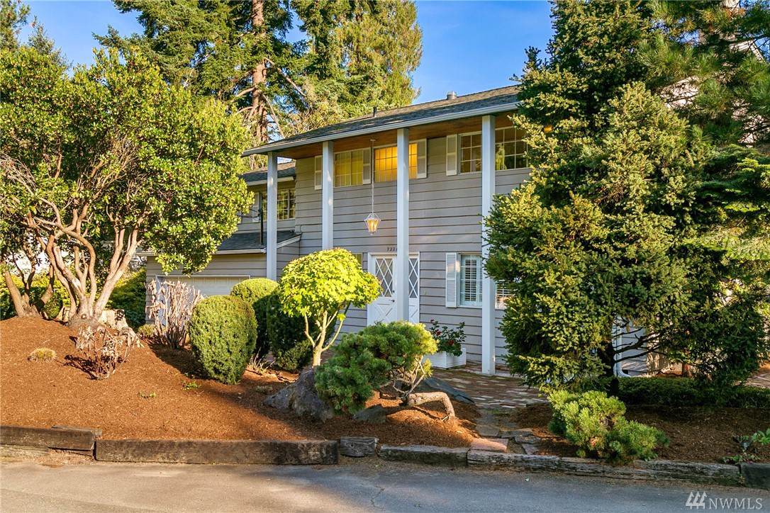 9226 Matthews Ave - Photo 1