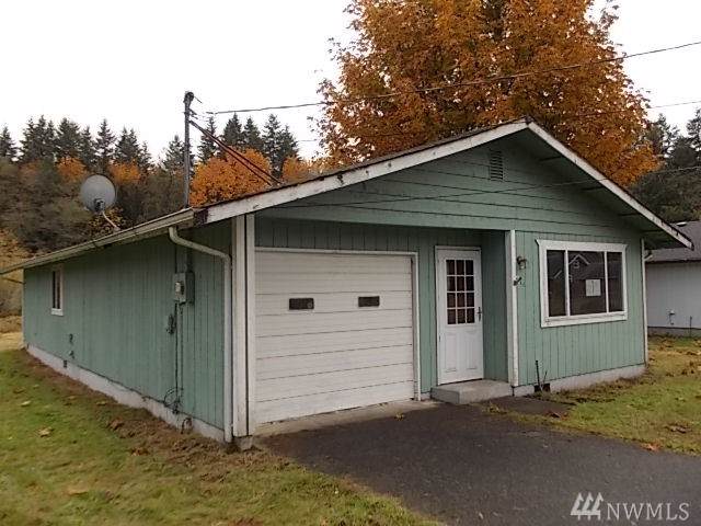 711 Simpson Ave - Photo 1