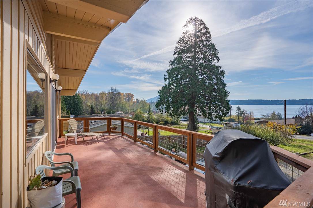 2540 Mackenzie Rd - Photo 1