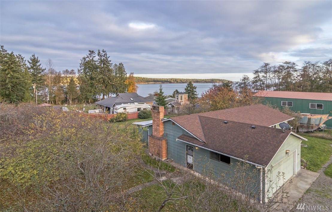 1521 Oak Bay Rd - Photo 1