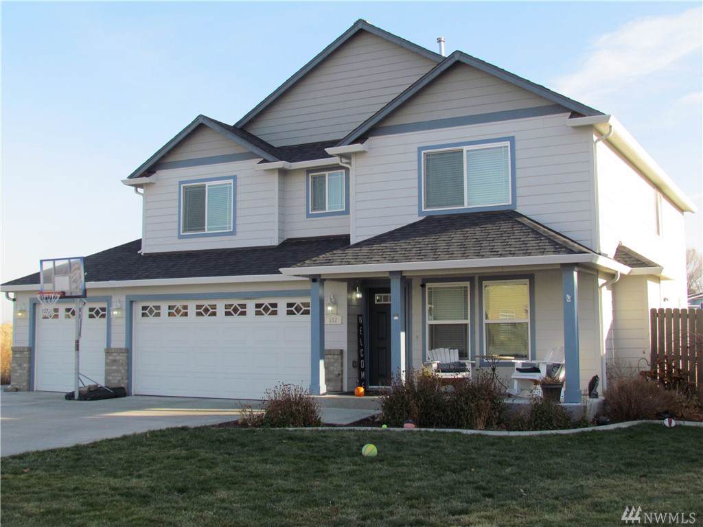 552 Glenmoor Dr - Photo 1