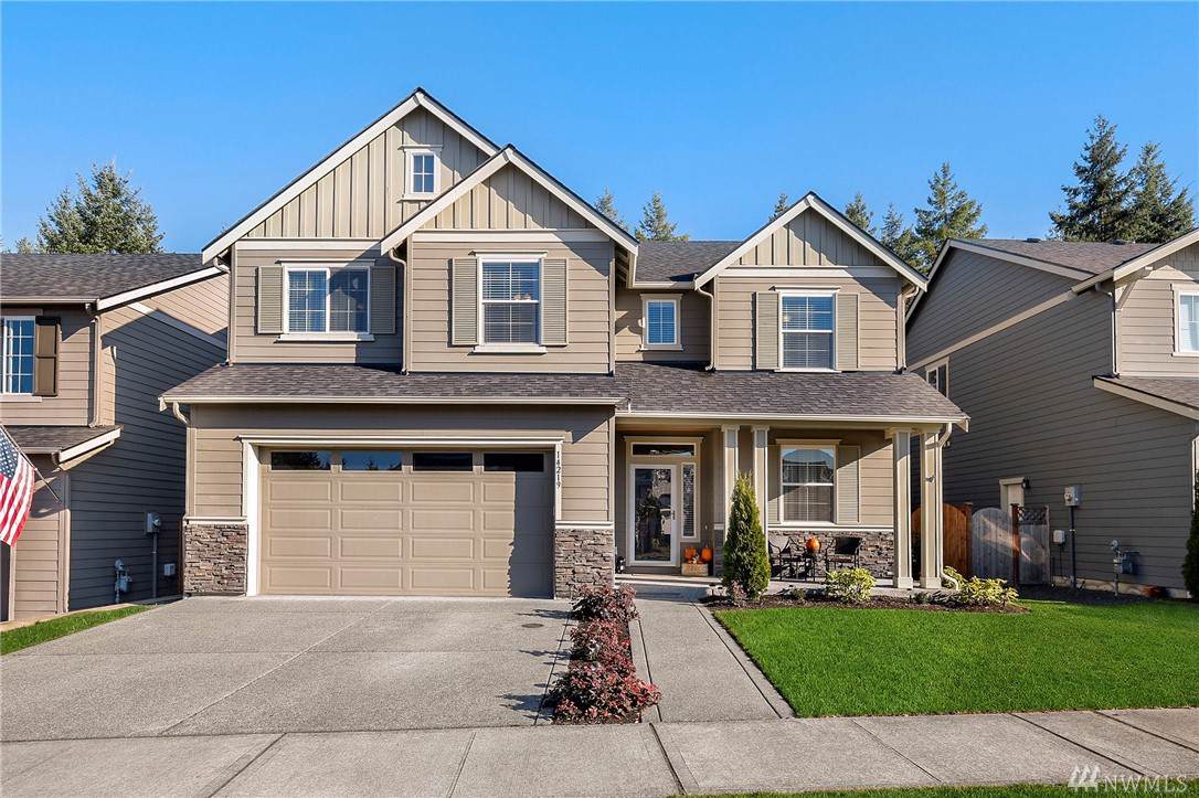 14219 Parkview Dr - Photo 1