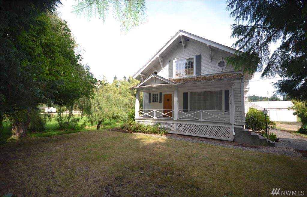 3423 82nd Ave - Photo 1