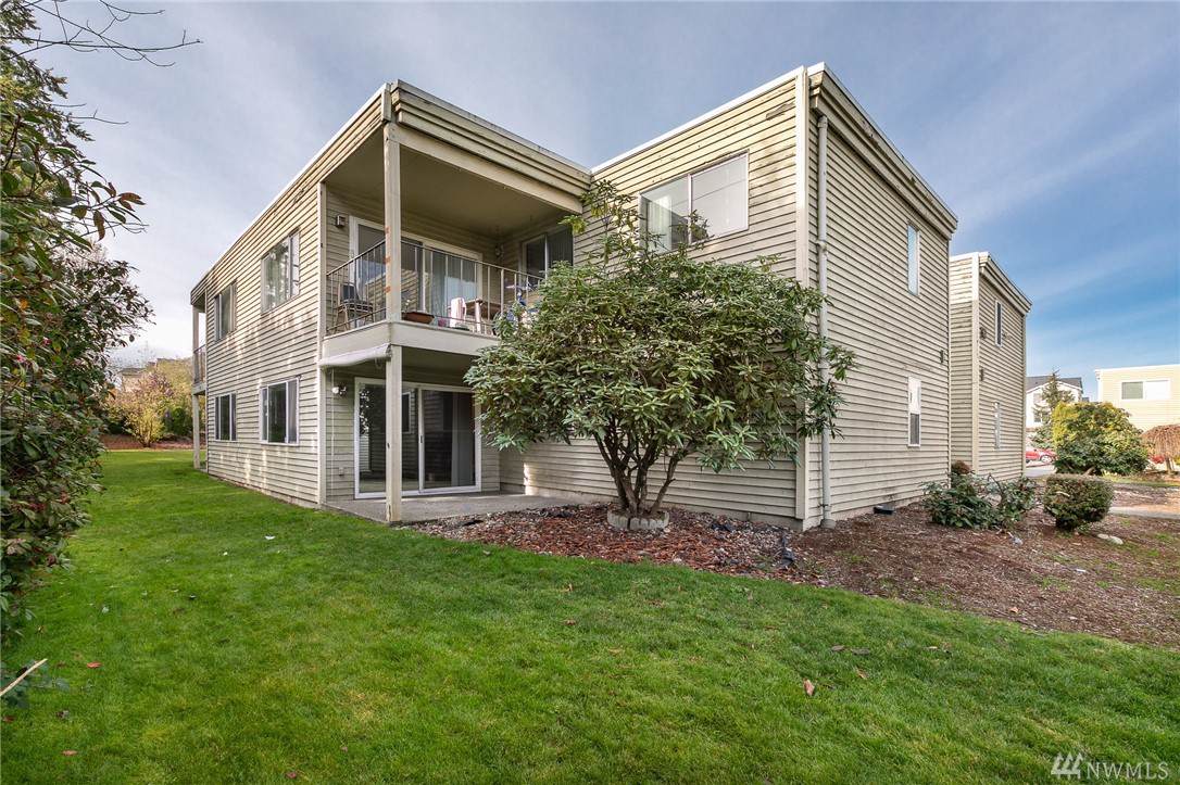 311 128th St - Photo 1