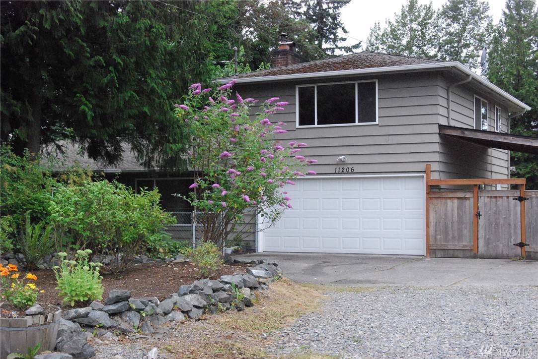 11206 Bingham Ave - Photo 1