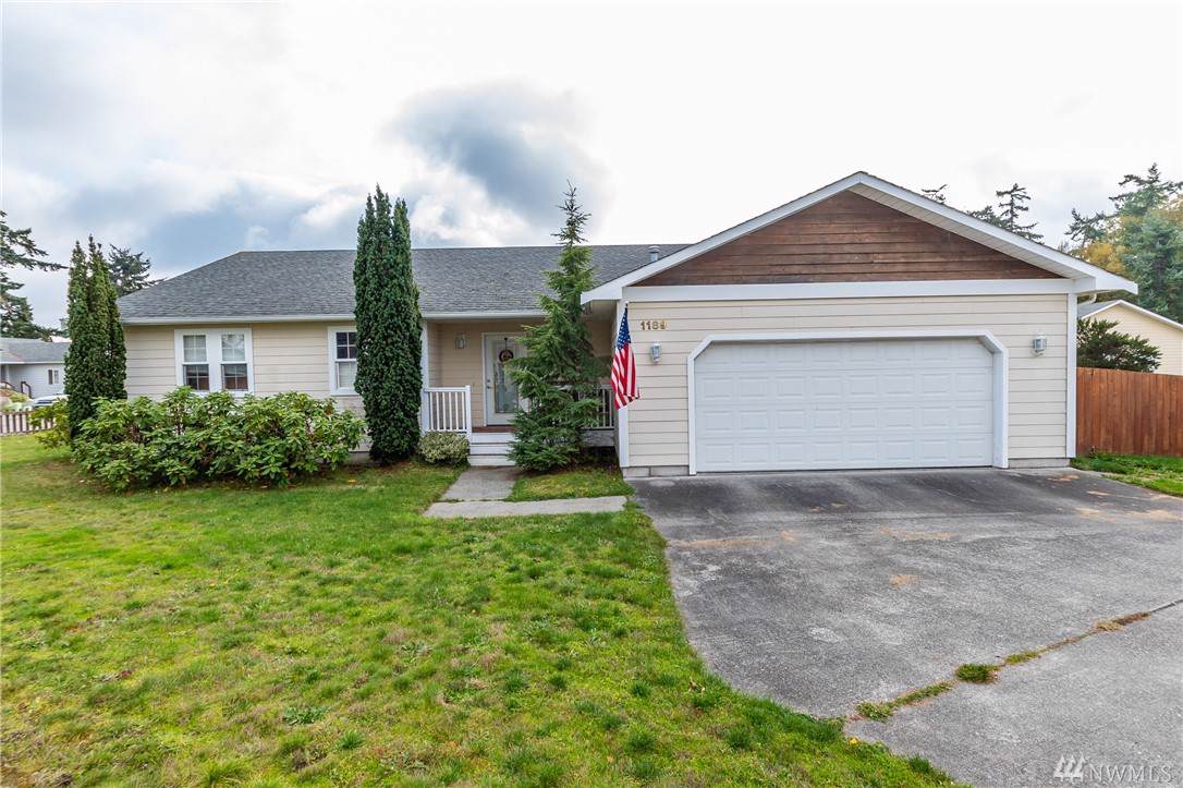1189 Ridgeway Dr - Photo 1