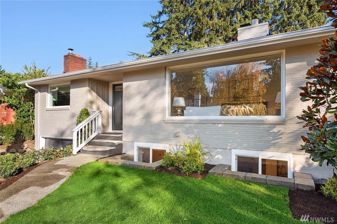 6044 40th Ave - Photo 1