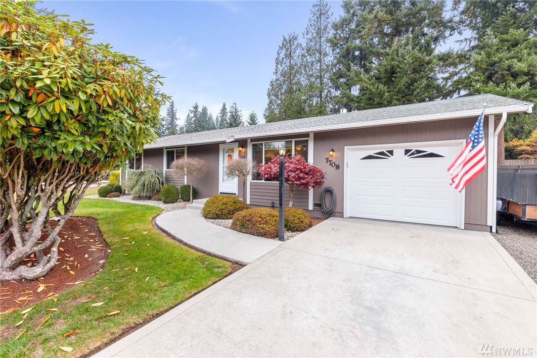 7708 192nd Ave - Photo 1