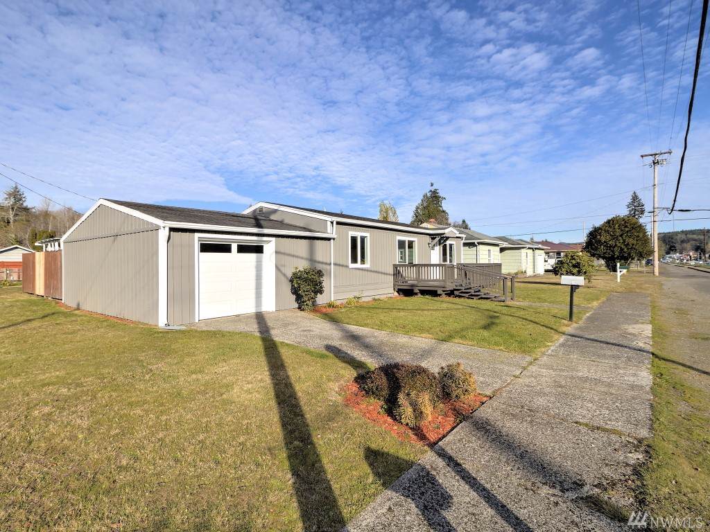 710 Simpson Ave - Photo 1