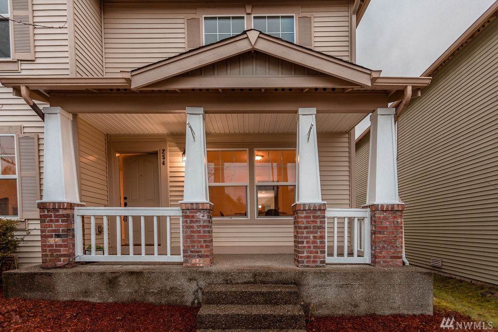 254 Ferndale Ave - Photo 1