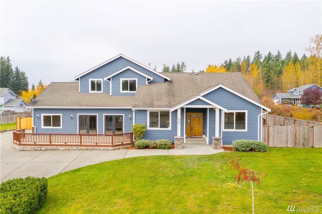 980 Erin Lane - Photo 1