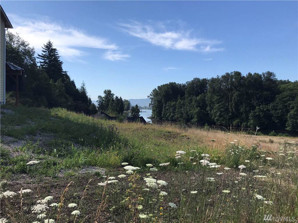 23 Marina Dr - Photo 1