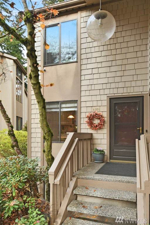 13730 15th Ave - Photo 1
