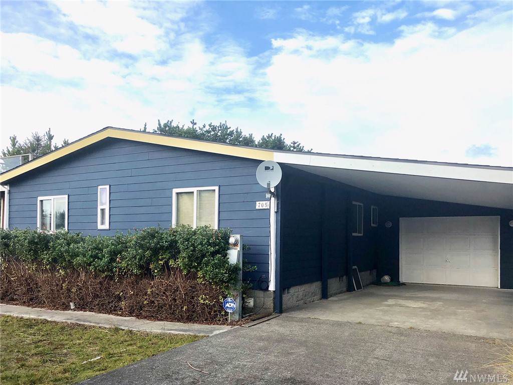 705 Oysterville Rd - Photo 1