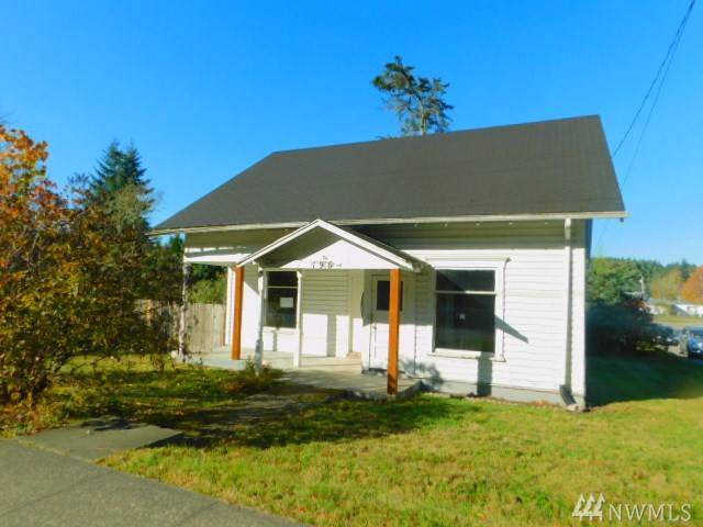196 Park Ave - Photo 1