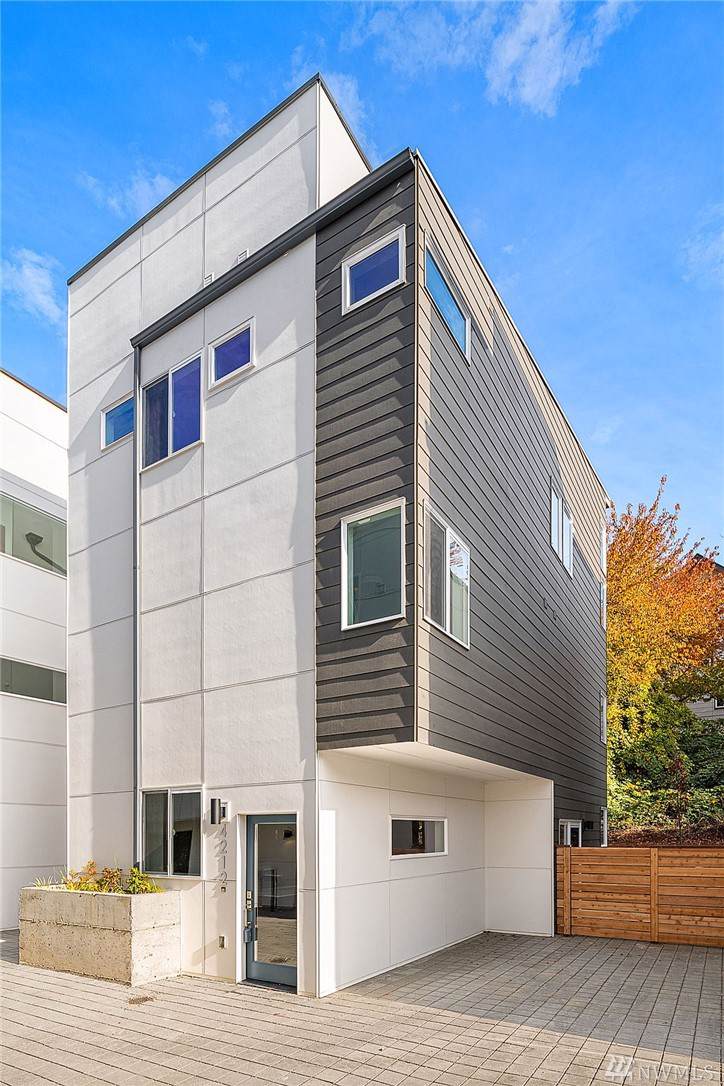 4212 37th Ave - Photo 1