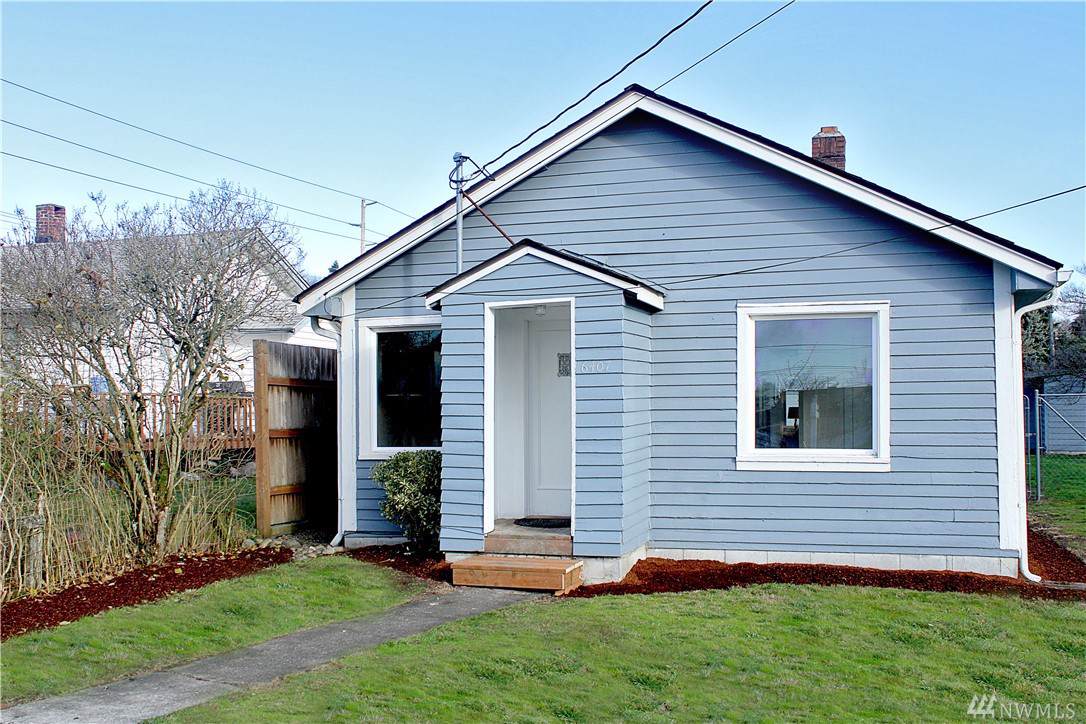 6407 Prospect St - Photo 1