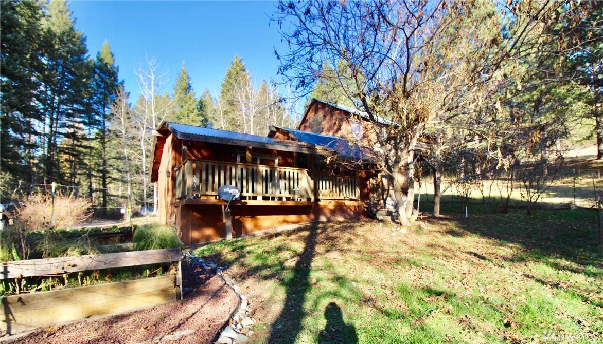 2621 Crosscut Wy - Photo 1
