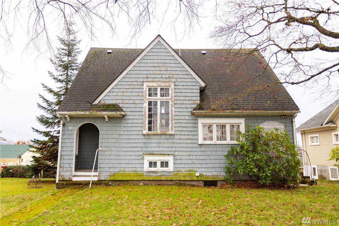 107 Front St - Photo 1