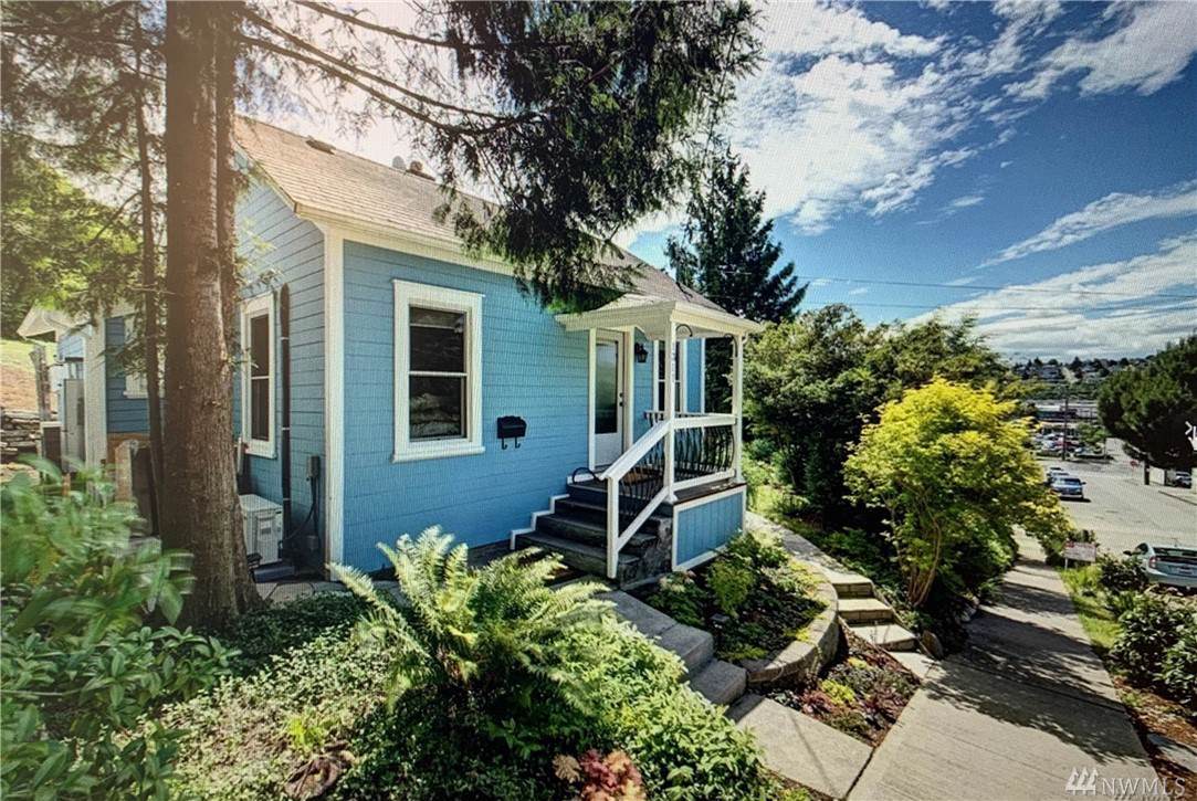 1311 Newton St - Photo 1