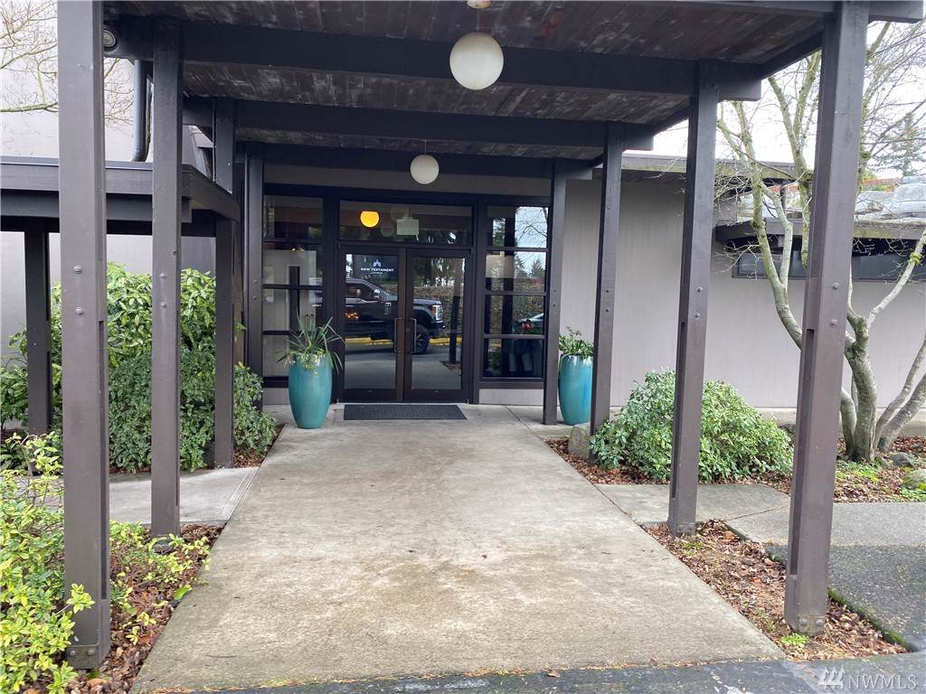 18635 8th Ave - Photo 1
