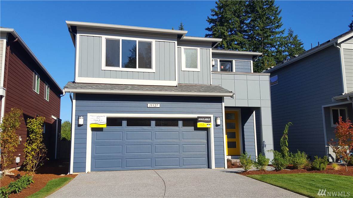 130 153rd St - Photo 1