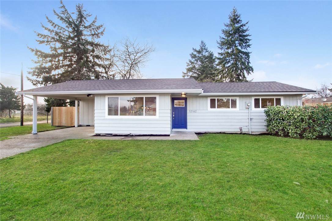 12162 Ainsworth Ave - Photo 1
