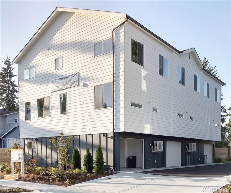 224 180 St - Photo 1