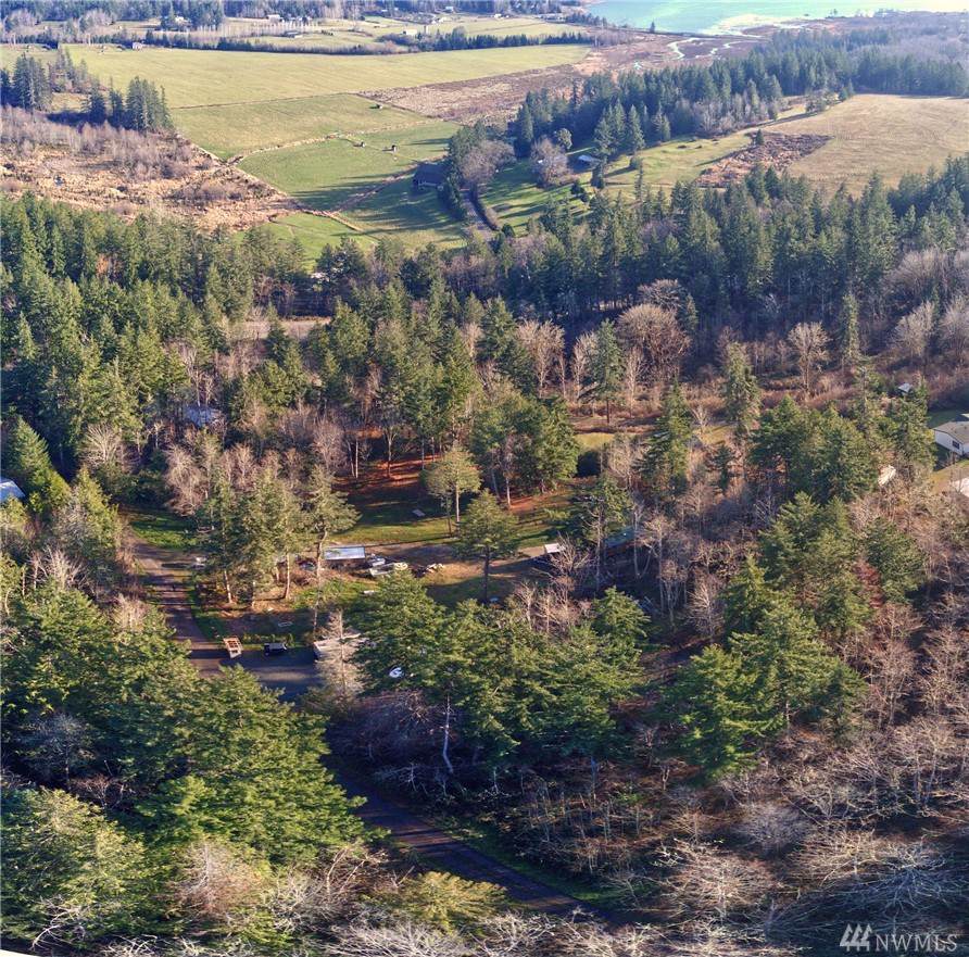 13934 Center Rd - Photo 1