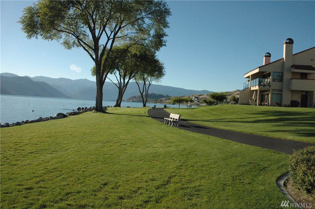 100 Lake Chelan Shores Dr - Photo 1