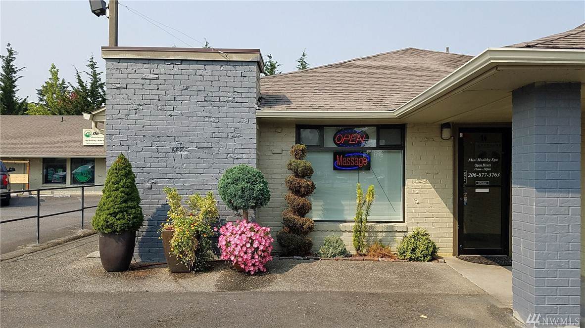 6101 100th St - Photo 1