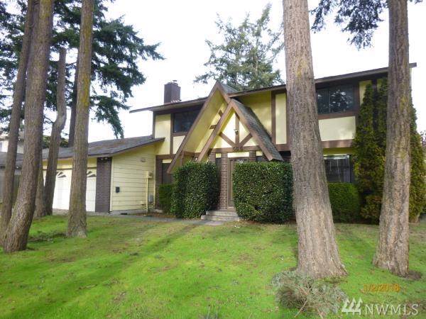 656 3rd Ave - Photo 1
