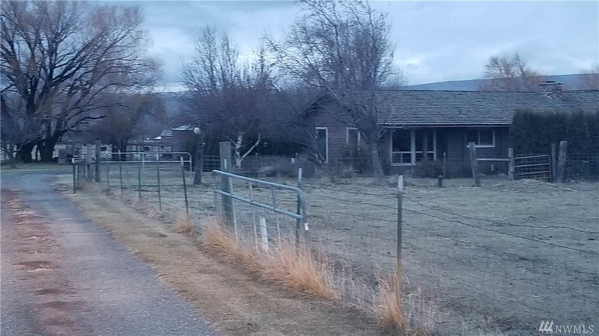 1206 Bender Rd - Photo 1