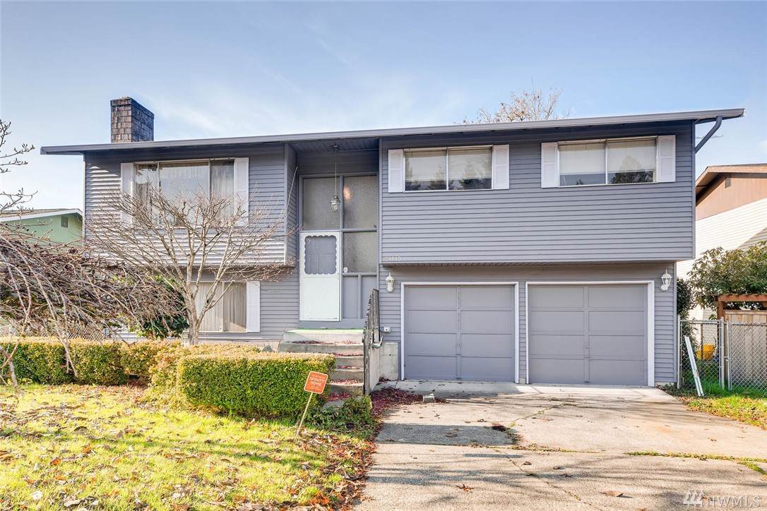 21019 124th Ave - Photo 1