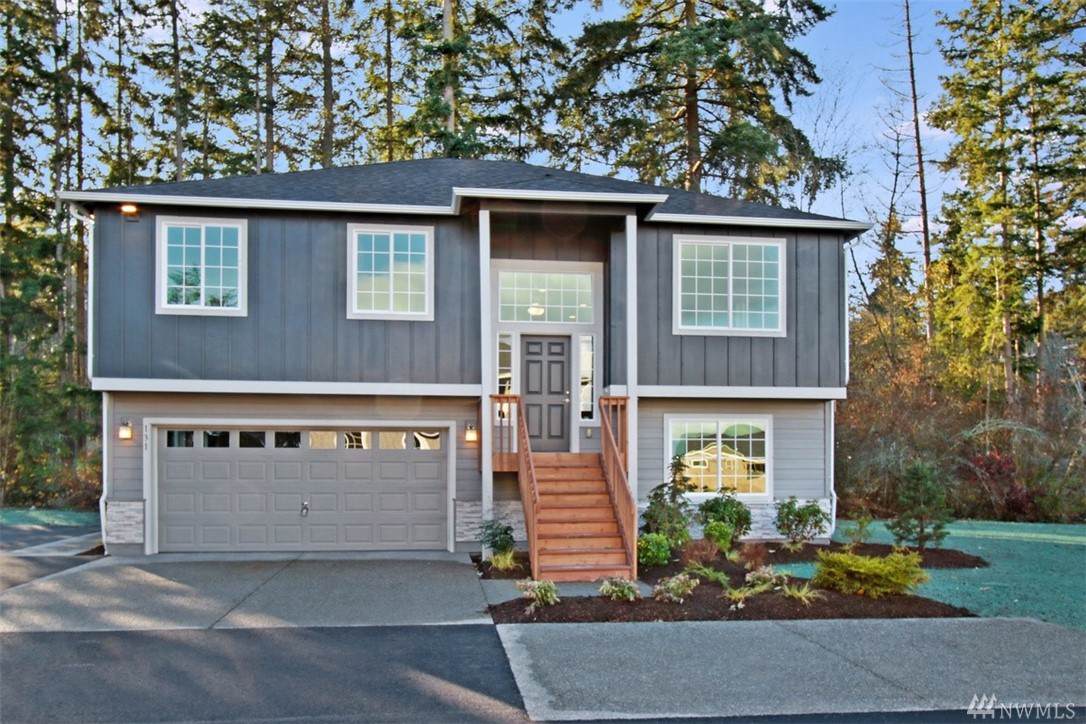 131 Crest Place - Photo 1